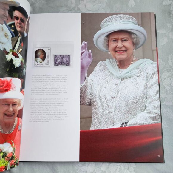 2012 - The Collection of Canada's‎ Stamps Book - Without Stamps - Picture 4 of 7